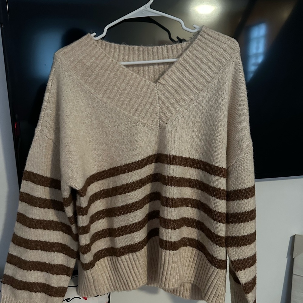 Cozy V-Neck Striped Sweater - Beige and Brown